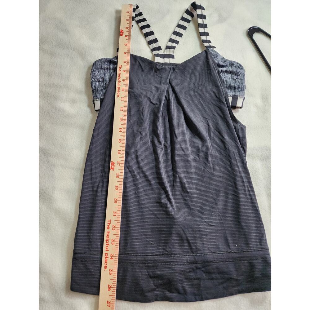 Lululemon Rest Less Tank Black White Striped Y-Back Built-In Bra Size 8 - Picture 5 of 8